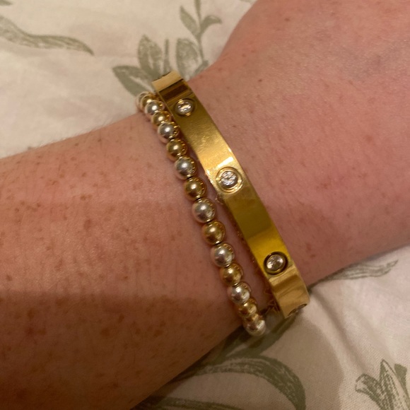 14k gold plated bangle with cubic zirconia detail. No scratches/blemishes - Picture 1 of 3